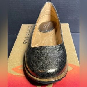 Comfortiva Ronah  Leather Flats Steel Bronze Gold Metallic Women's Size 11